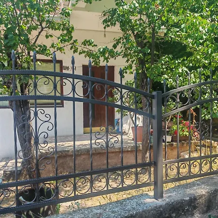Apartment In Stip